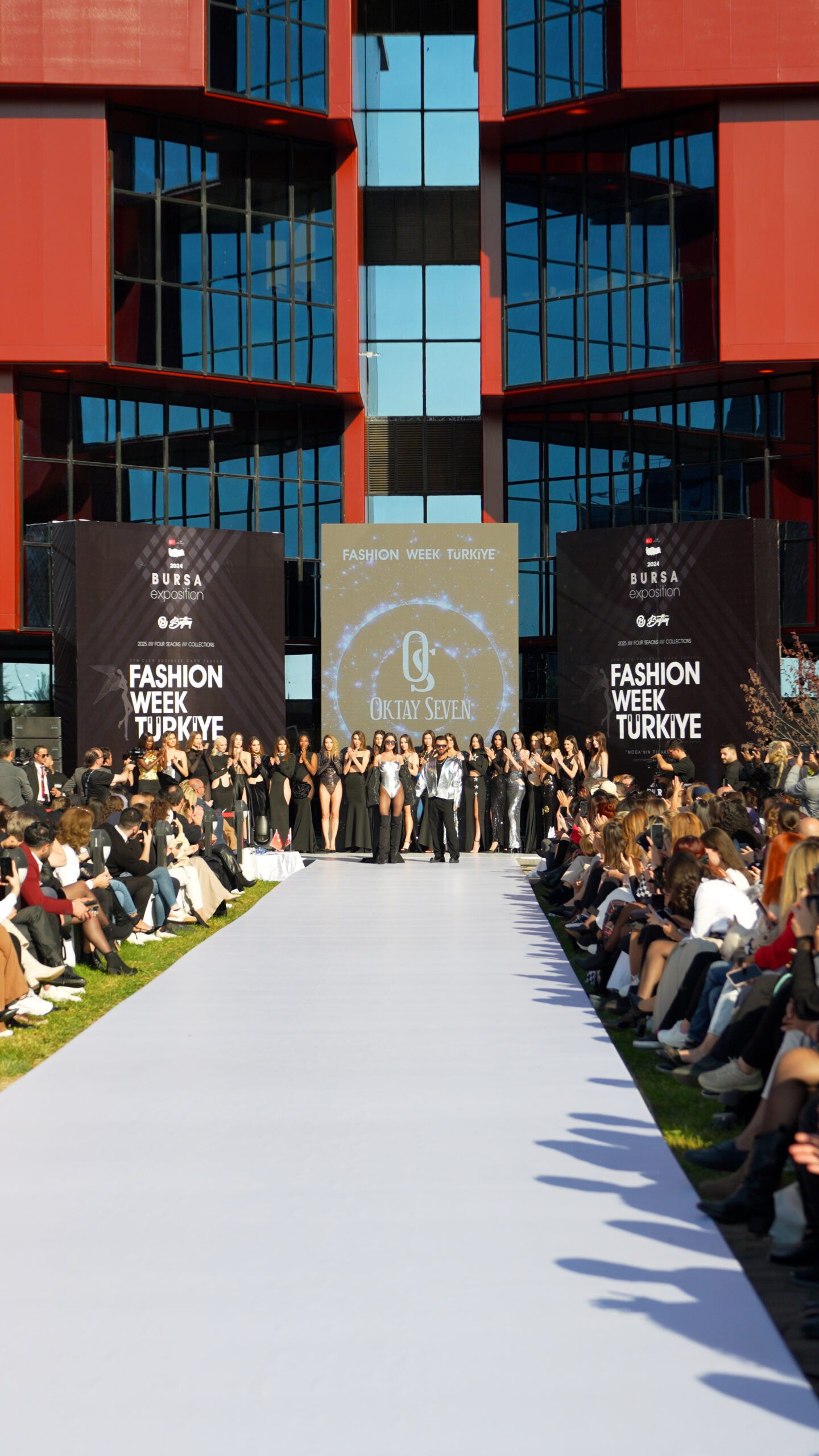 Modacı Oktay Seven’den Millennium Rüzgarı